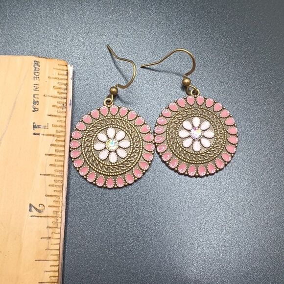 BRONZE pink floral earrings boho mandala minimalist - Picture 5 of 5